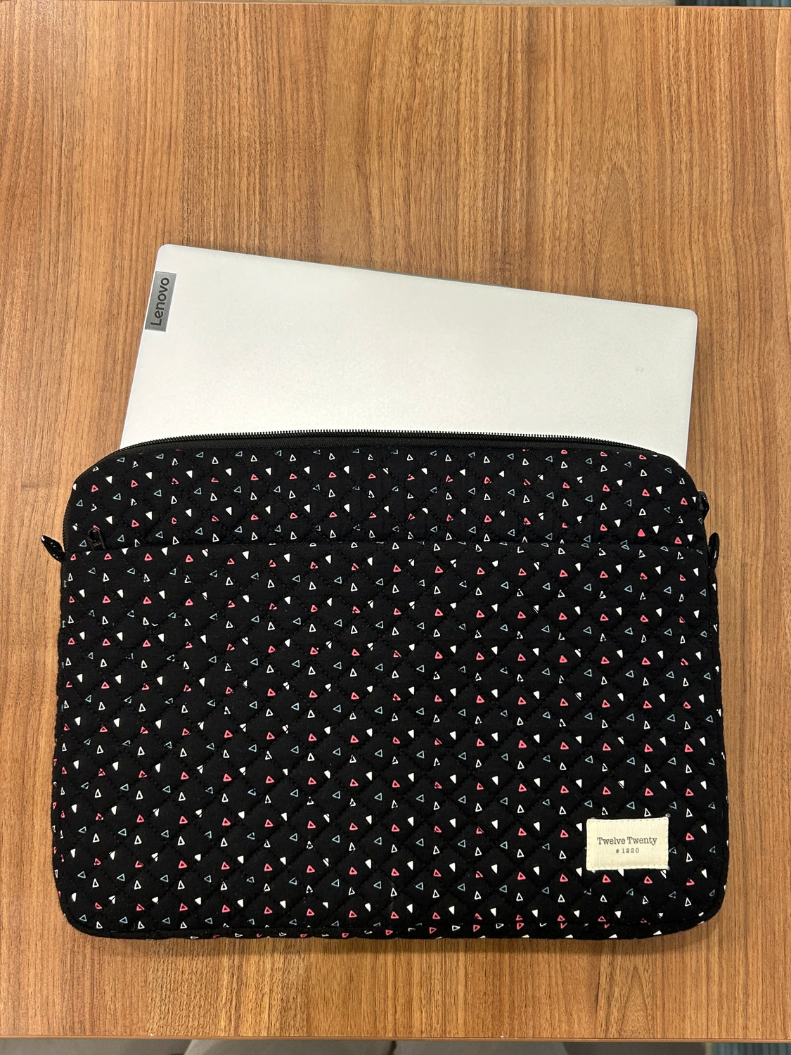 Laptop Sleeve W Pocket - Black Triangles